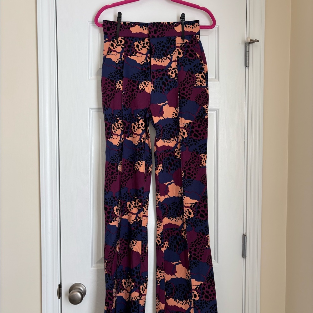 Brand new Stylish Multicolor Women's Trousers - Picture 2 of 4